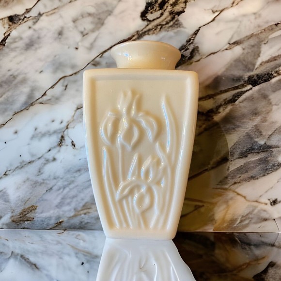 Lenox Accents Vintage Lenox Mini Gold Trim Bud Vase Classic Lenox